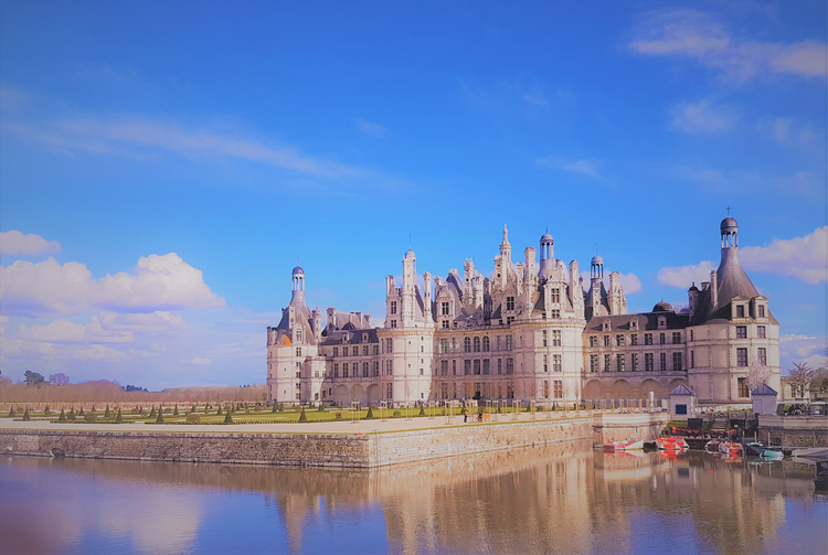 CHANTILLY : LE CHÂTEAU, LES JARDINS - CONFIRME