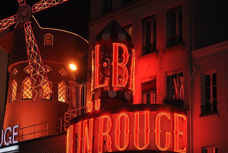 UN WEEK-END À PARIS AVEC SPECTACLE AU MOULIN ROUGE