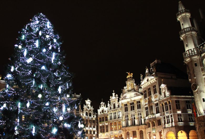 BRUXELLES :  MARCHÉ DE NOËL - PLAISIRS D’HIVER