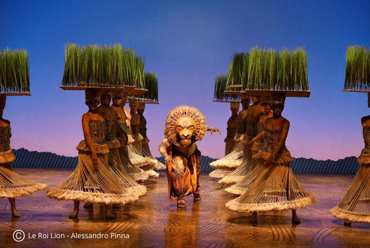 LE ROI LION AU THÉÂTRE MOGADOR