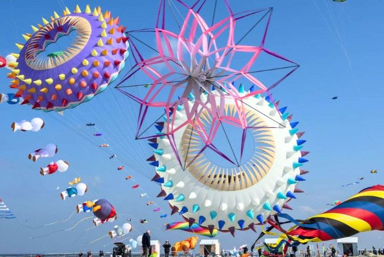  BERCK SUR MER - RENCONTRES INTERNATIONALES DE CERFS-VOLANTS 