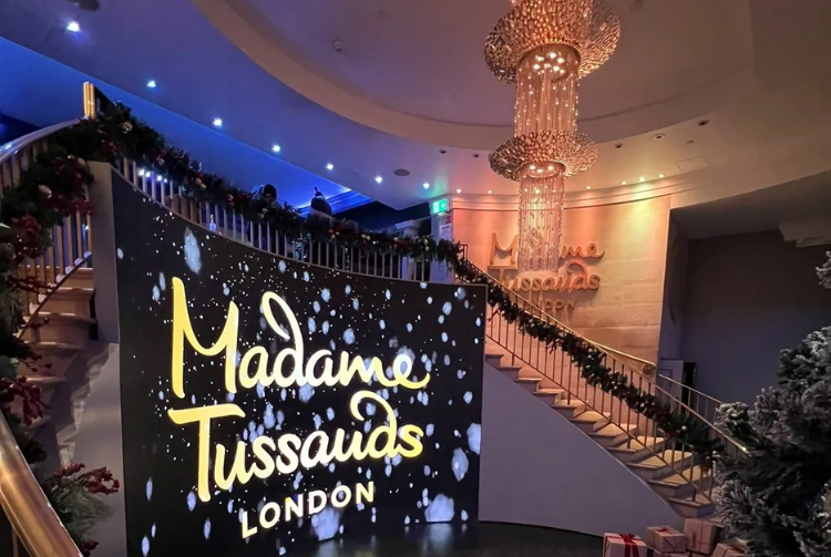 LONDRES CROISIÈRE SUR LA TAMISE ET MUSÈE TUSSAUDS