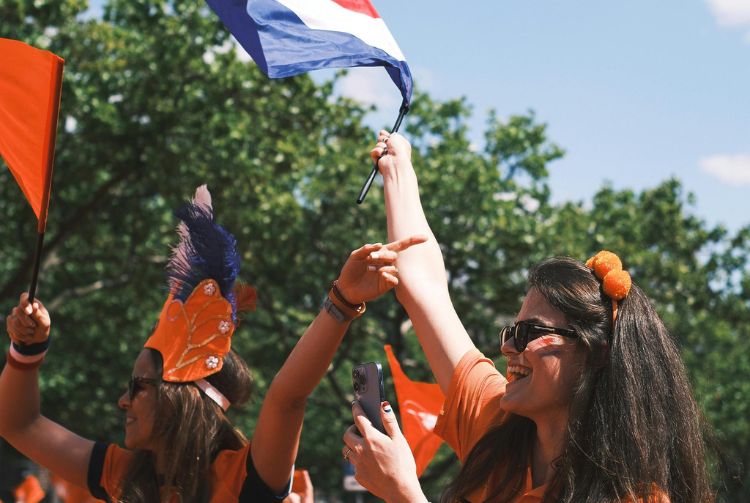 AMSTERDAM FÊTE DU ROI