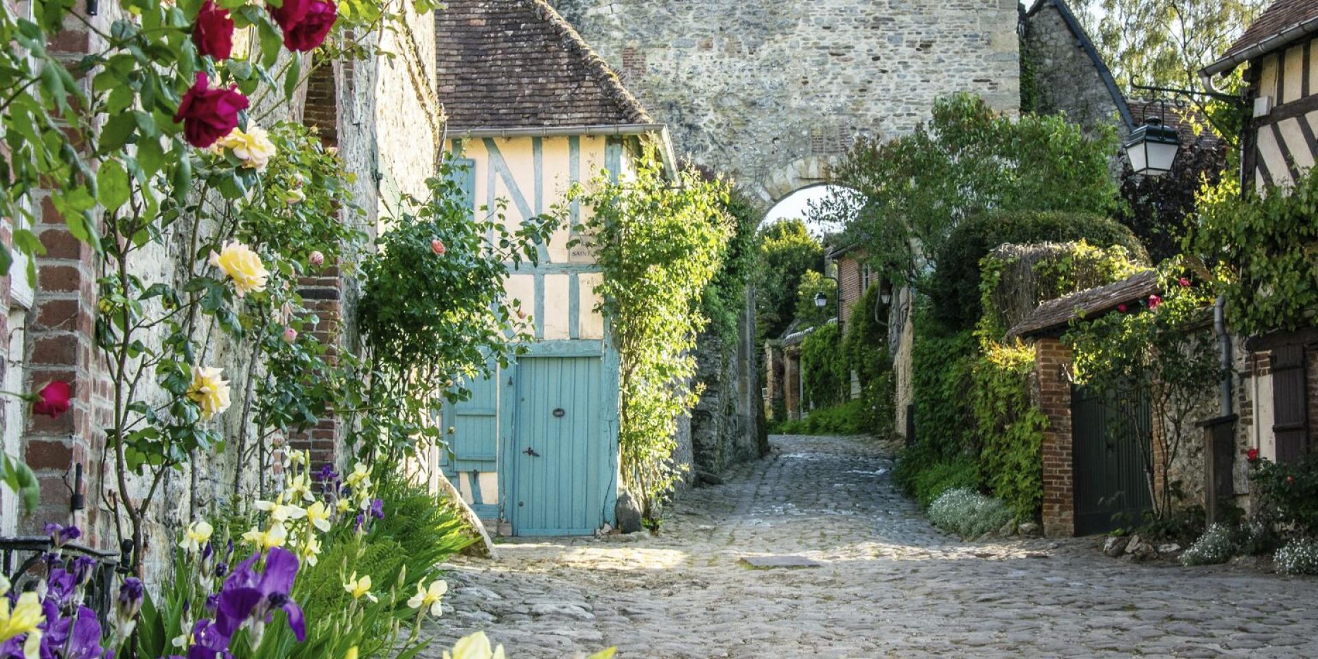 LA FETE DE LA ROSE A GERBEROY