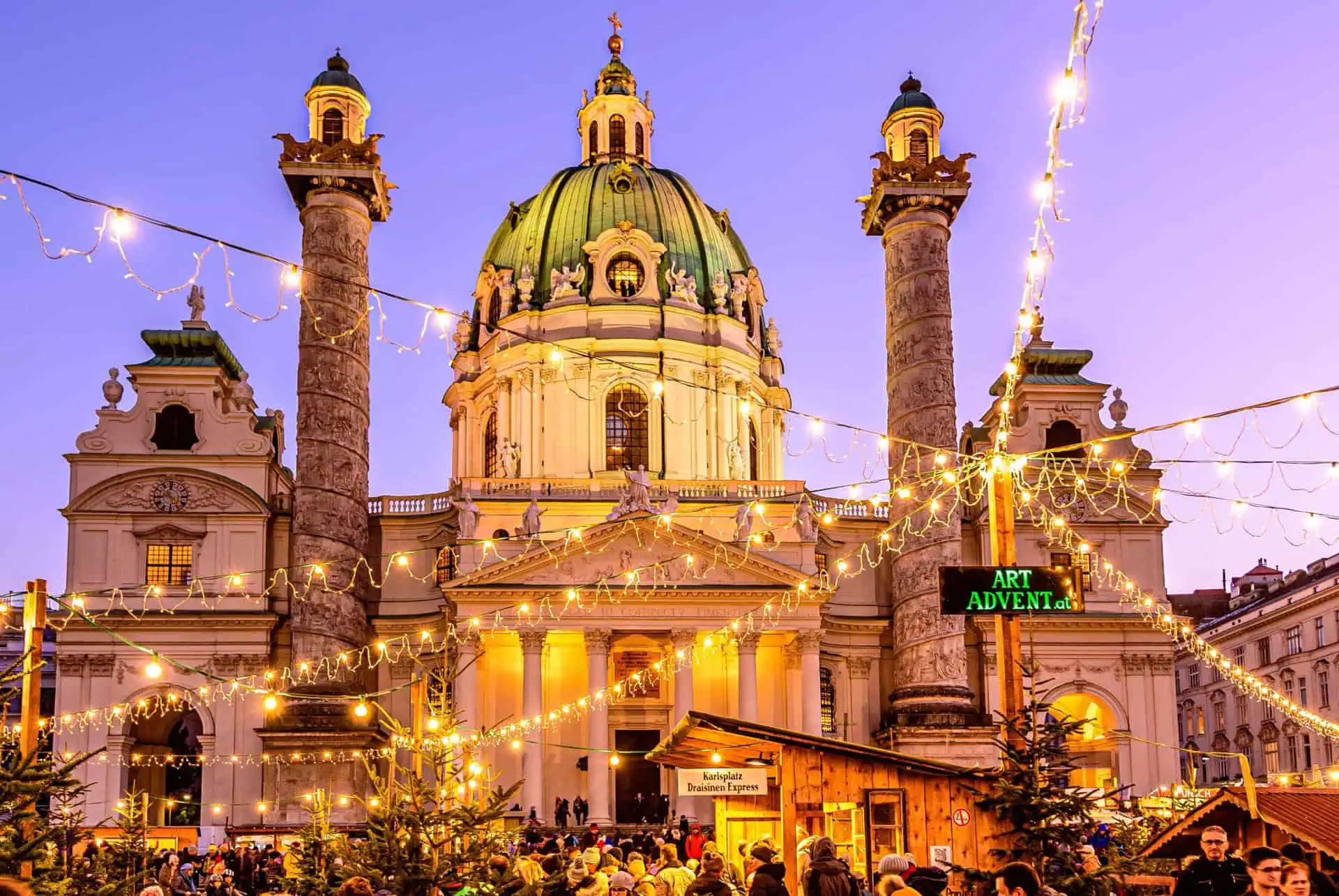 MARCHES DE NOEL A VIENNE