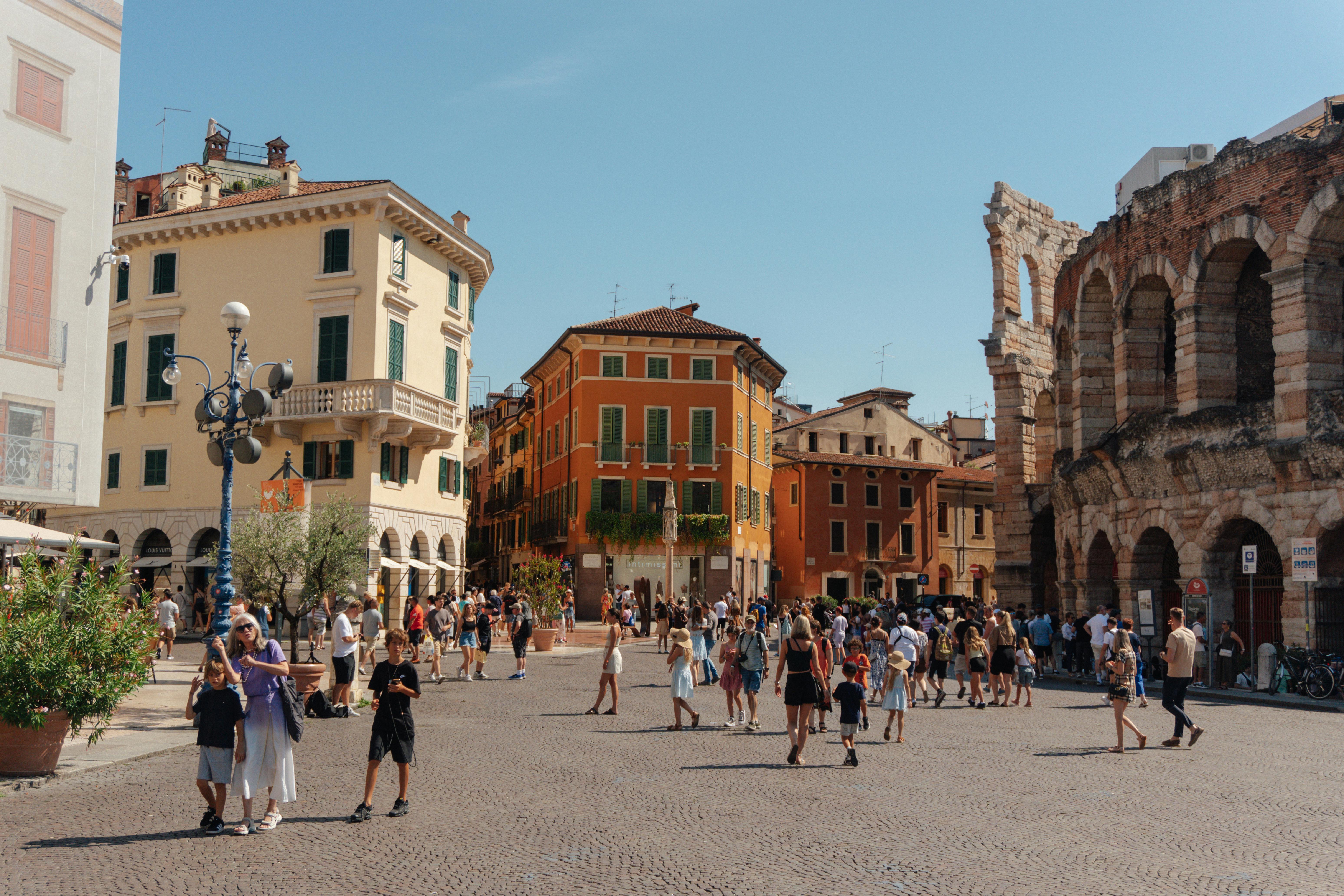 VERONE, MILAN & LES 3 LACS ITALIENS