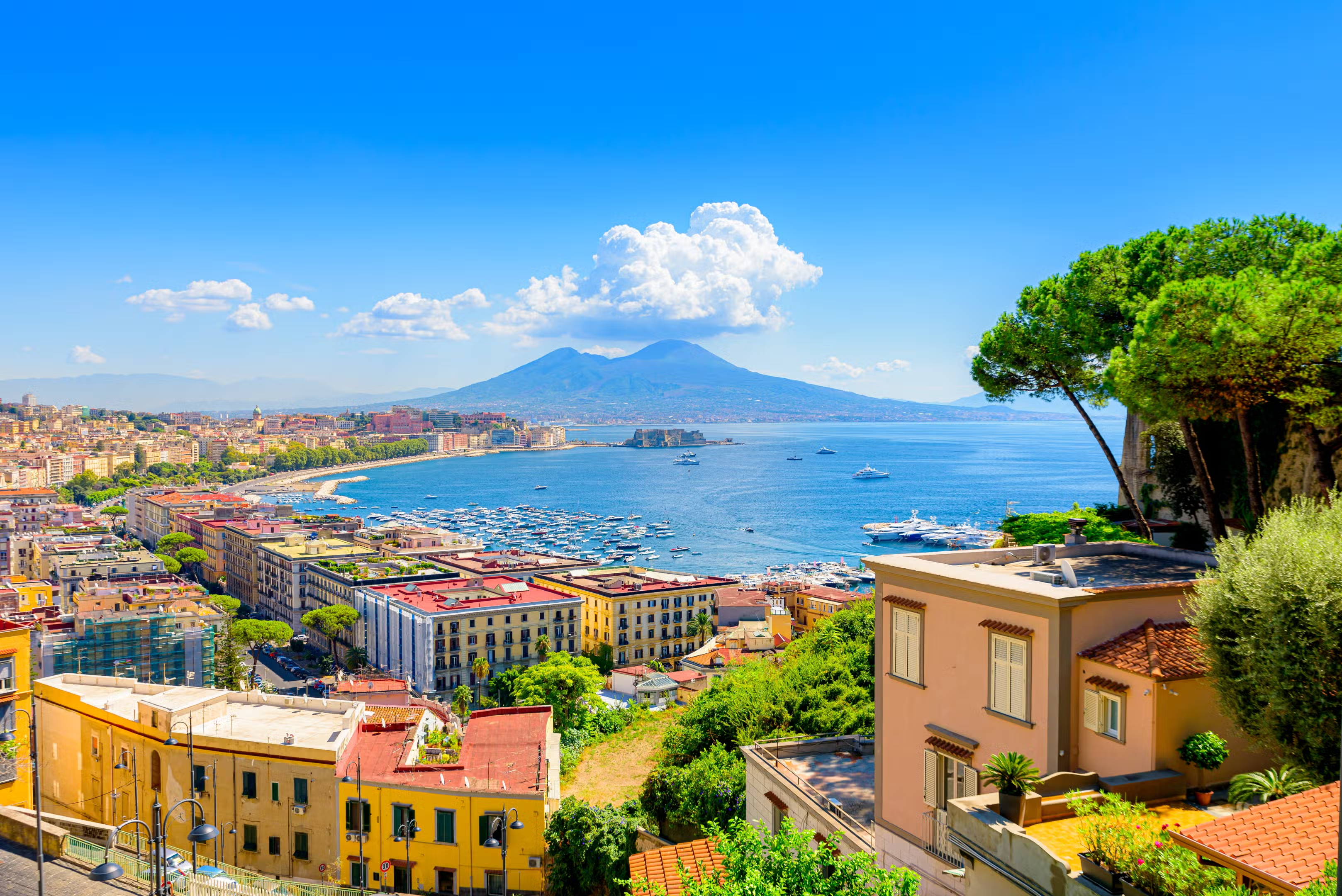 NAPLES, CAPRI, POMPEI & COTE AMALFITAINE (AERIEN)