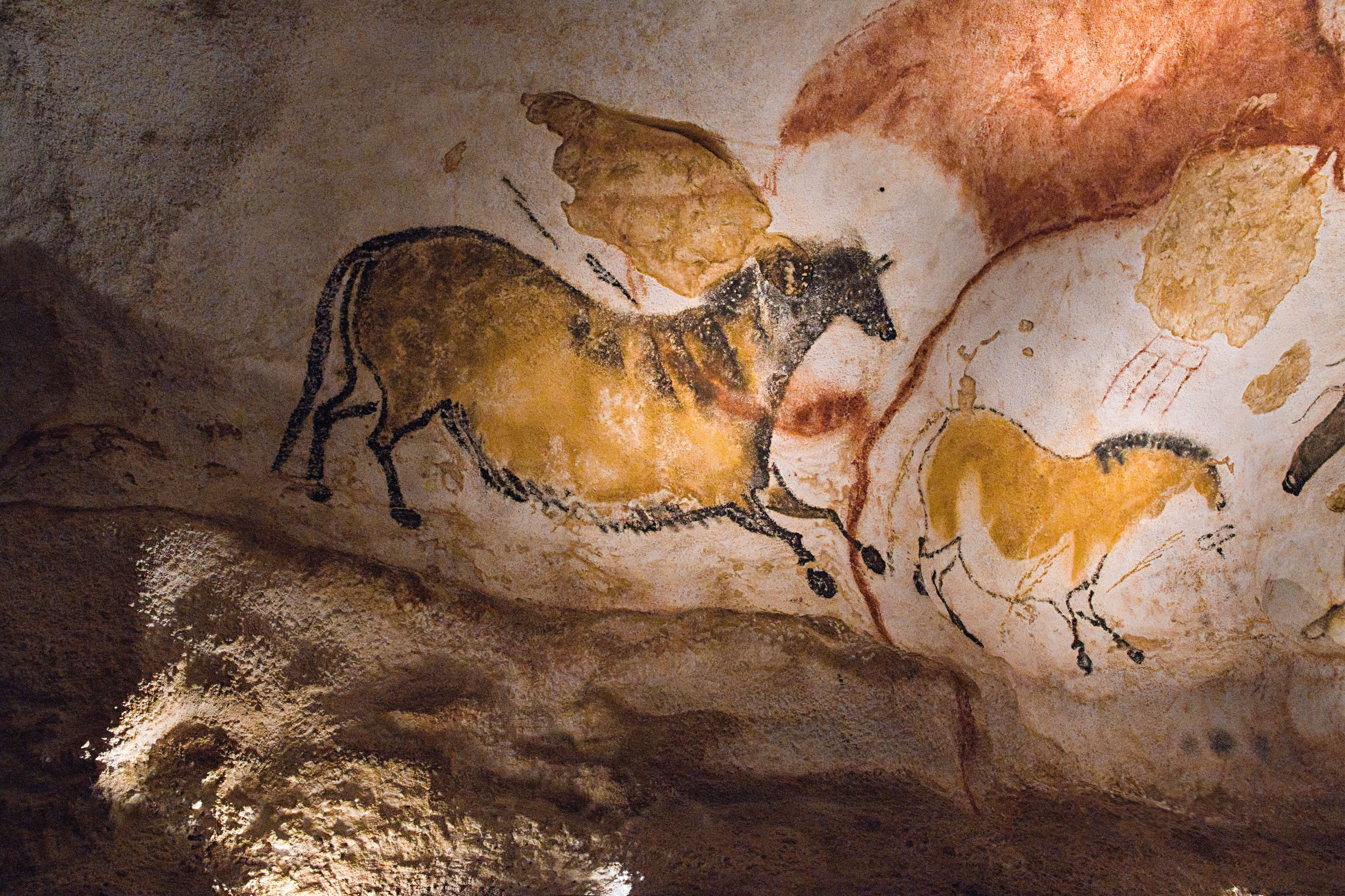 LES TRESORS DU PERIGORD, ENTRE HISTOIRE ET TRADITIONS